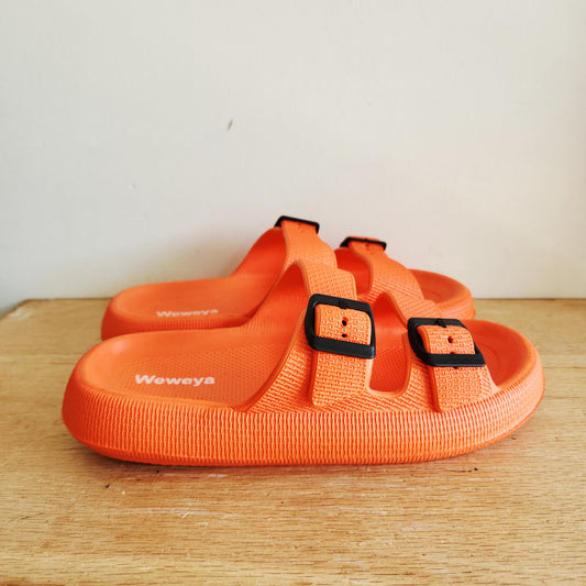 Weweya Bright Orange Cloud Slides - size 40-41