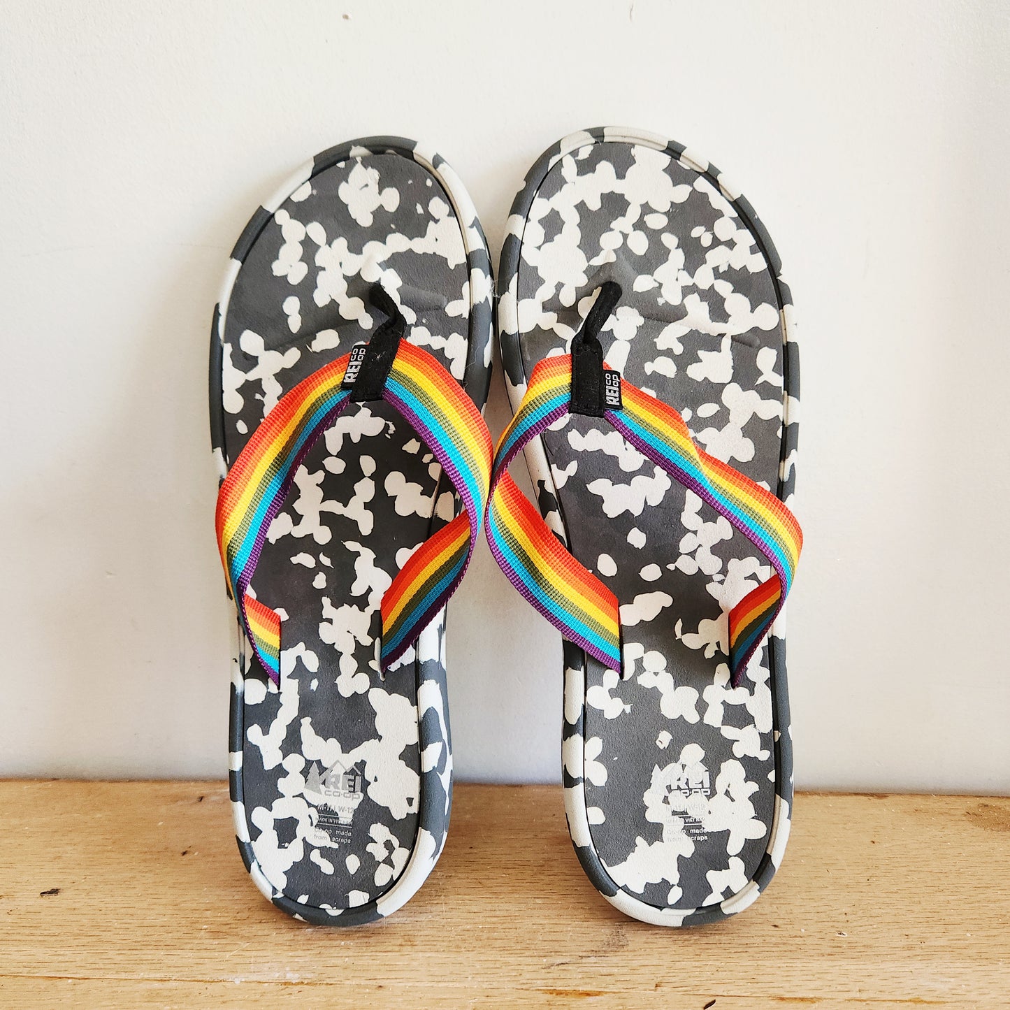 REI Coop Sandals with Rainbow Straps - size Men's 11/Women's 12