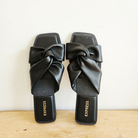 Express Square Toe Flats - size 6M