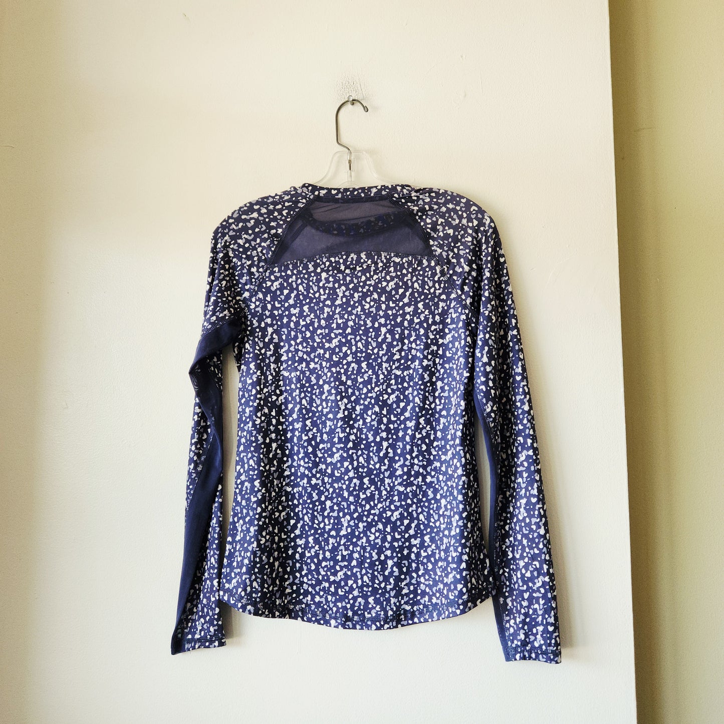 The American Outdoorsman for Women Long Sleeve Active Top - S