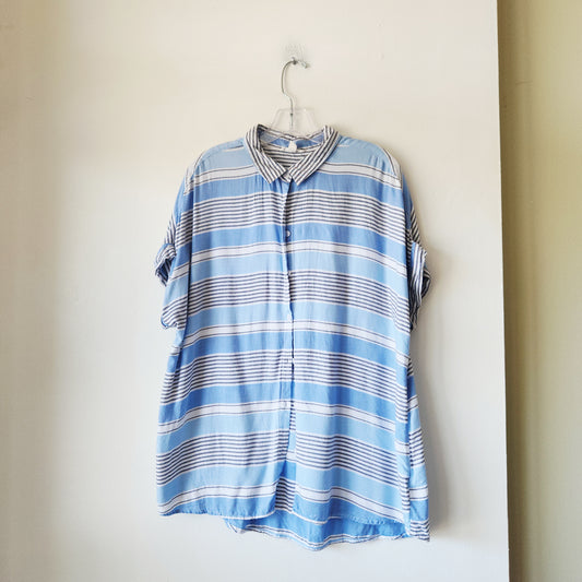 BeachLunchLounge Loose Fit Striped Button Up Shirt - L