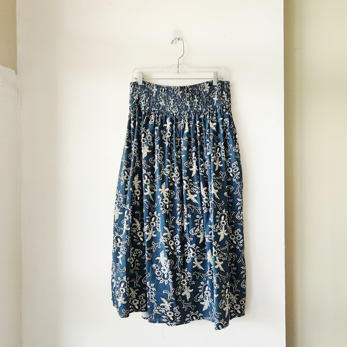 The Great 100% Cotton Smocked Waistband Skirt - L