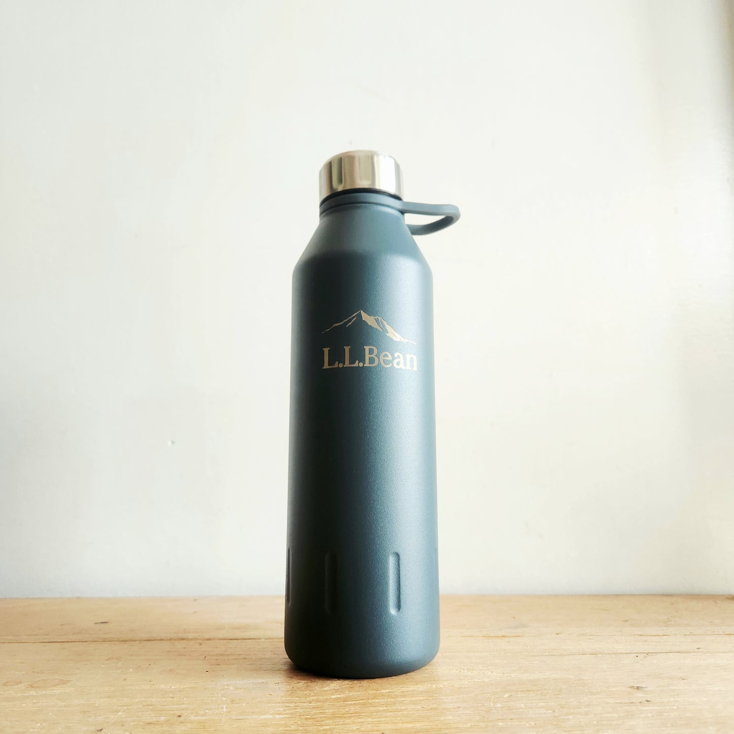 LL Bean 17oz. Stainless Steel Water Bottle Like New