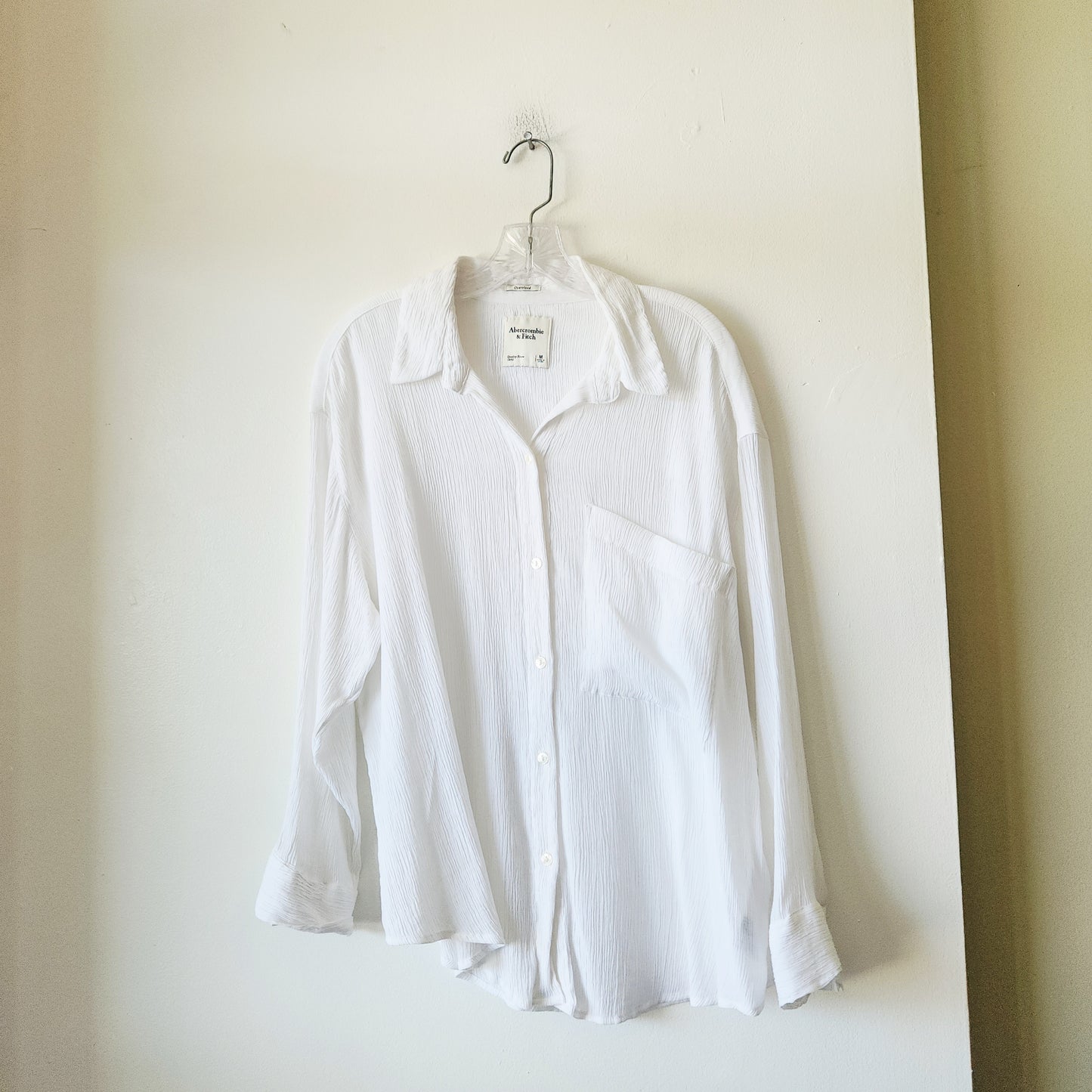 Abercrombie & Fitch Oversized Fit White Button Up Shirt - M