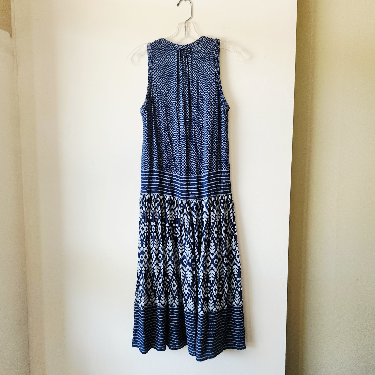 LOFT Flowy Dress with Necktie & Tassle - M