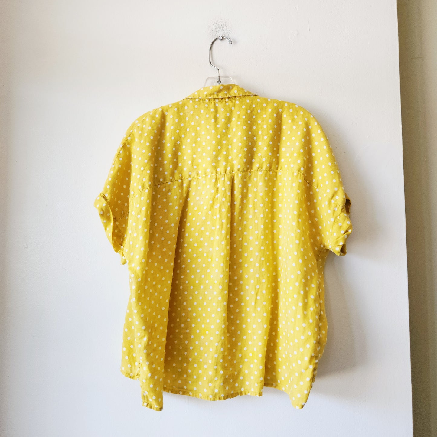 Rachel by Rachel Roy 100% Linen Top with Polka-dots - M