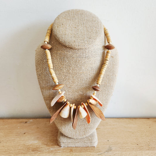 Shell & Wood Necklace