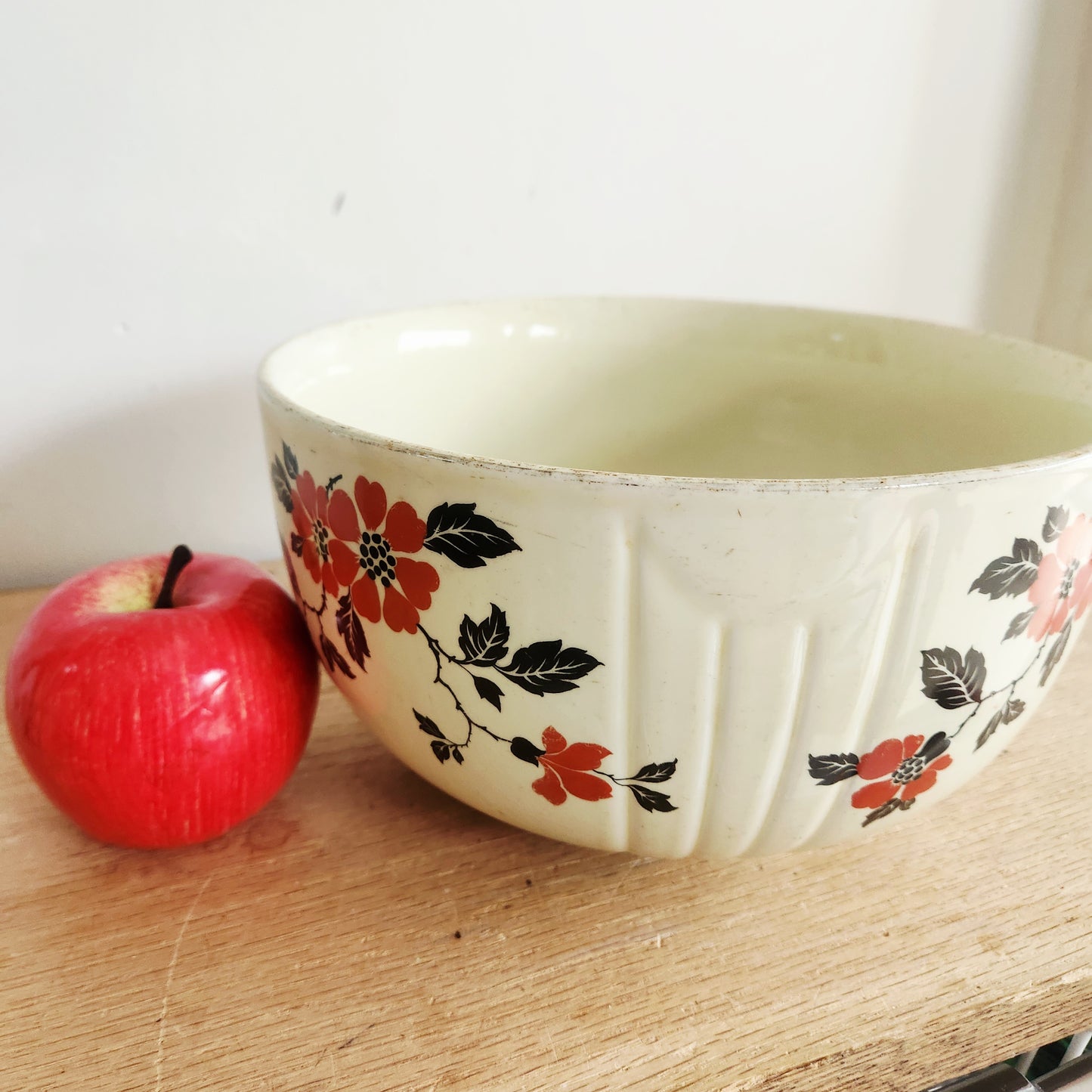 Vintage Hal's Superiority Kitchenware Poppy Serving Bowl Ceramic