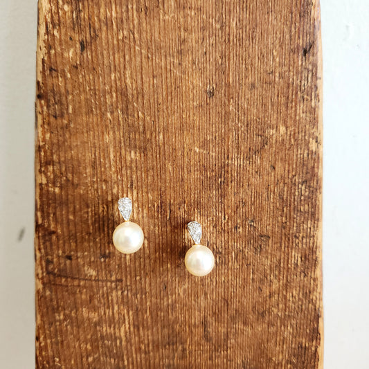 Goldtone Faux Pearl Studs