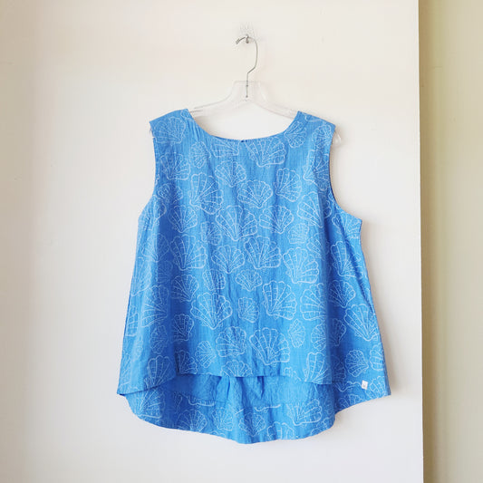100% Cotton Shell Motif High-Low Sleeveless Top - L
