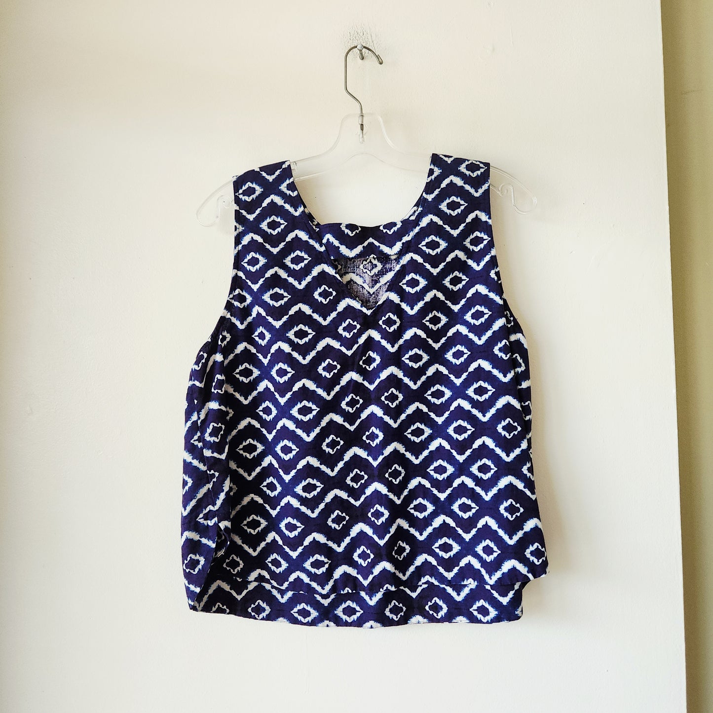 LOFT Crop Fit Linen Blend Tank - M