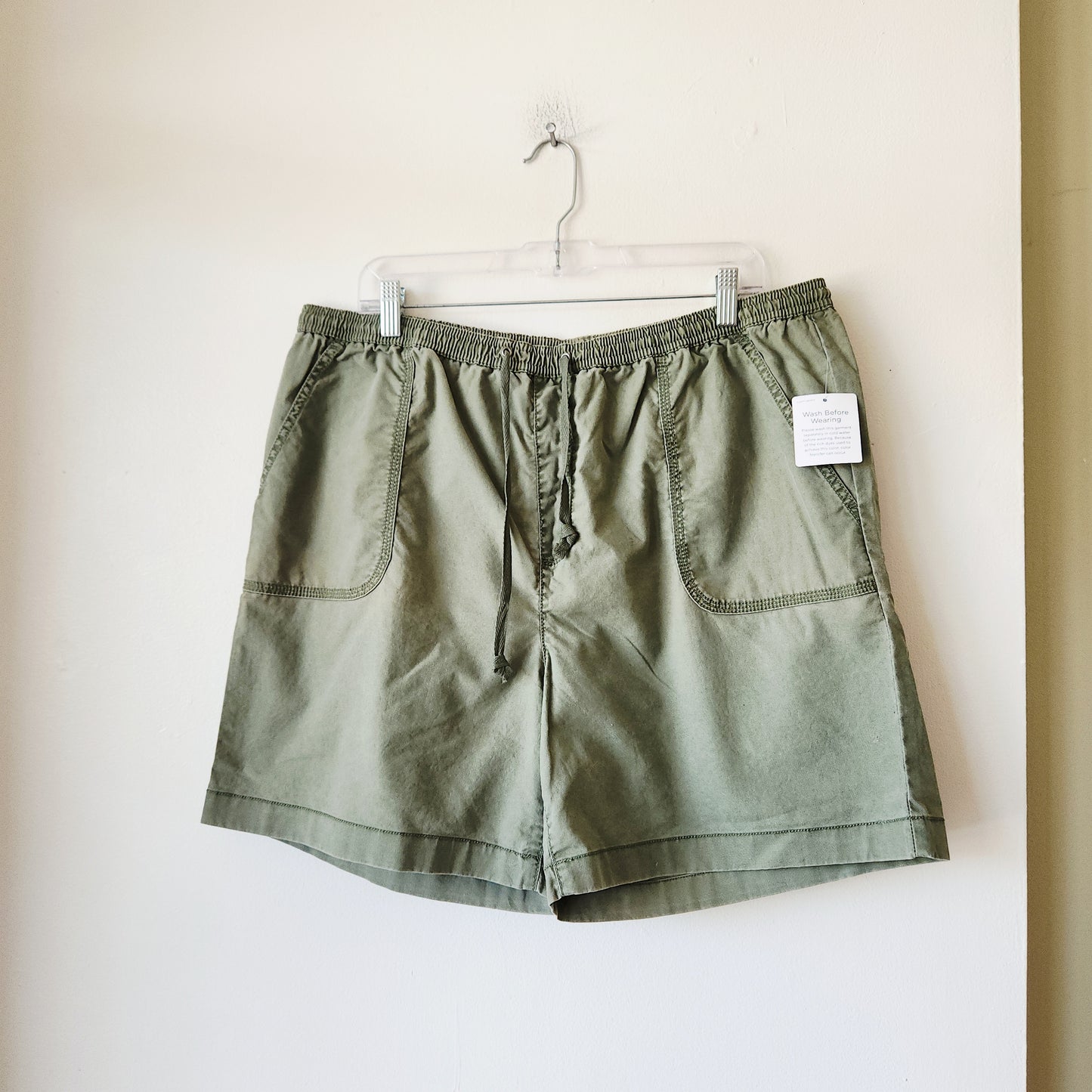 LL Bean Drawstring 100% Cotton Shorts - size 18 - New