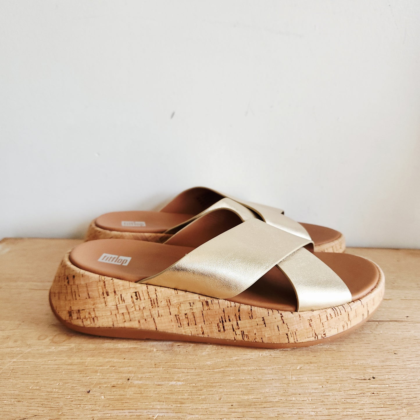 FitFlop Metallic Leather Cork Platform Sandals - size 8 - Like New