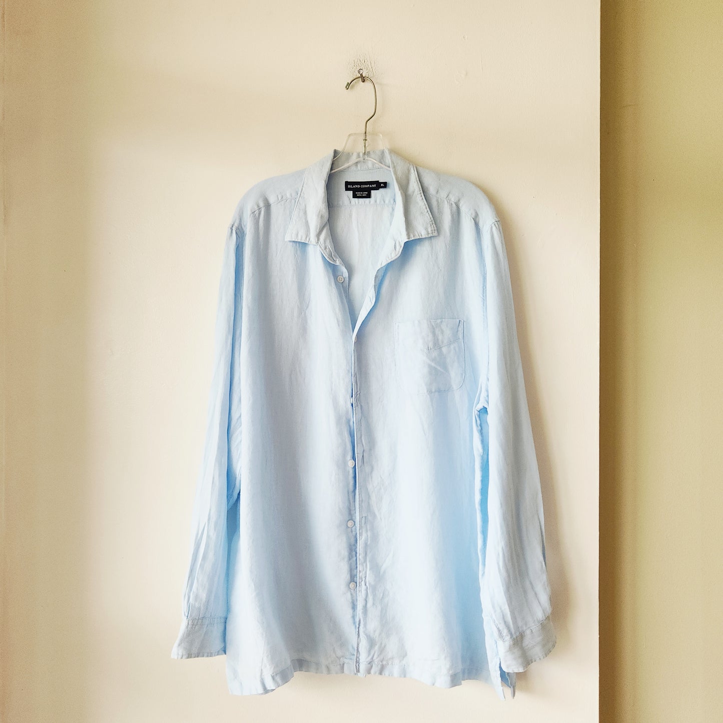 Island Company 100% Linen Pastel Blue Button Up Shirt - XL