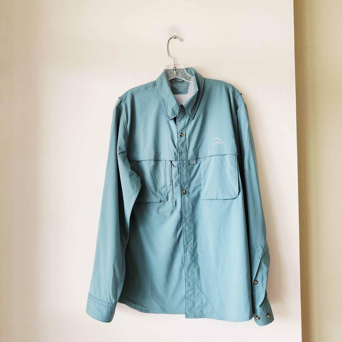 LL Bean TropicWear Button Up Shirt - L