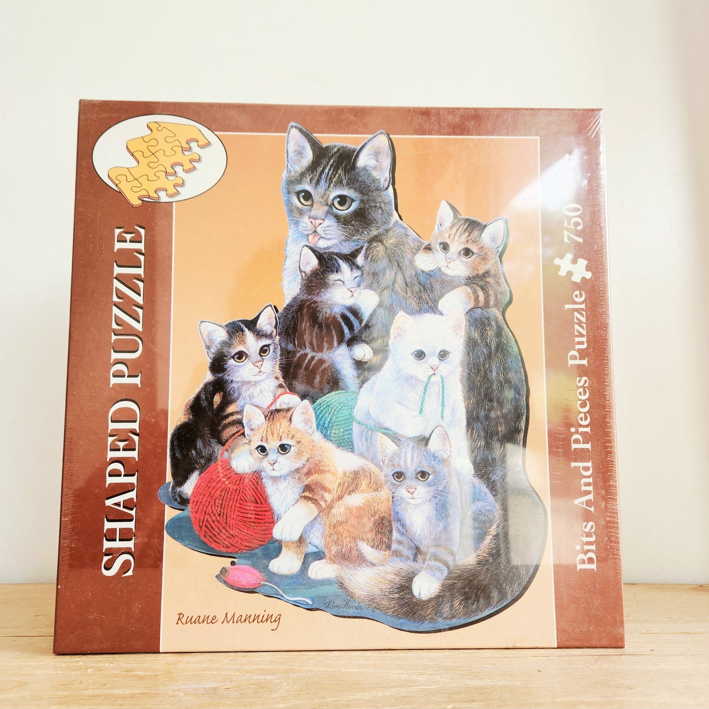 Bits and Pieces Puzzle 750 Pieces Cat Shaped Puzzle NEW