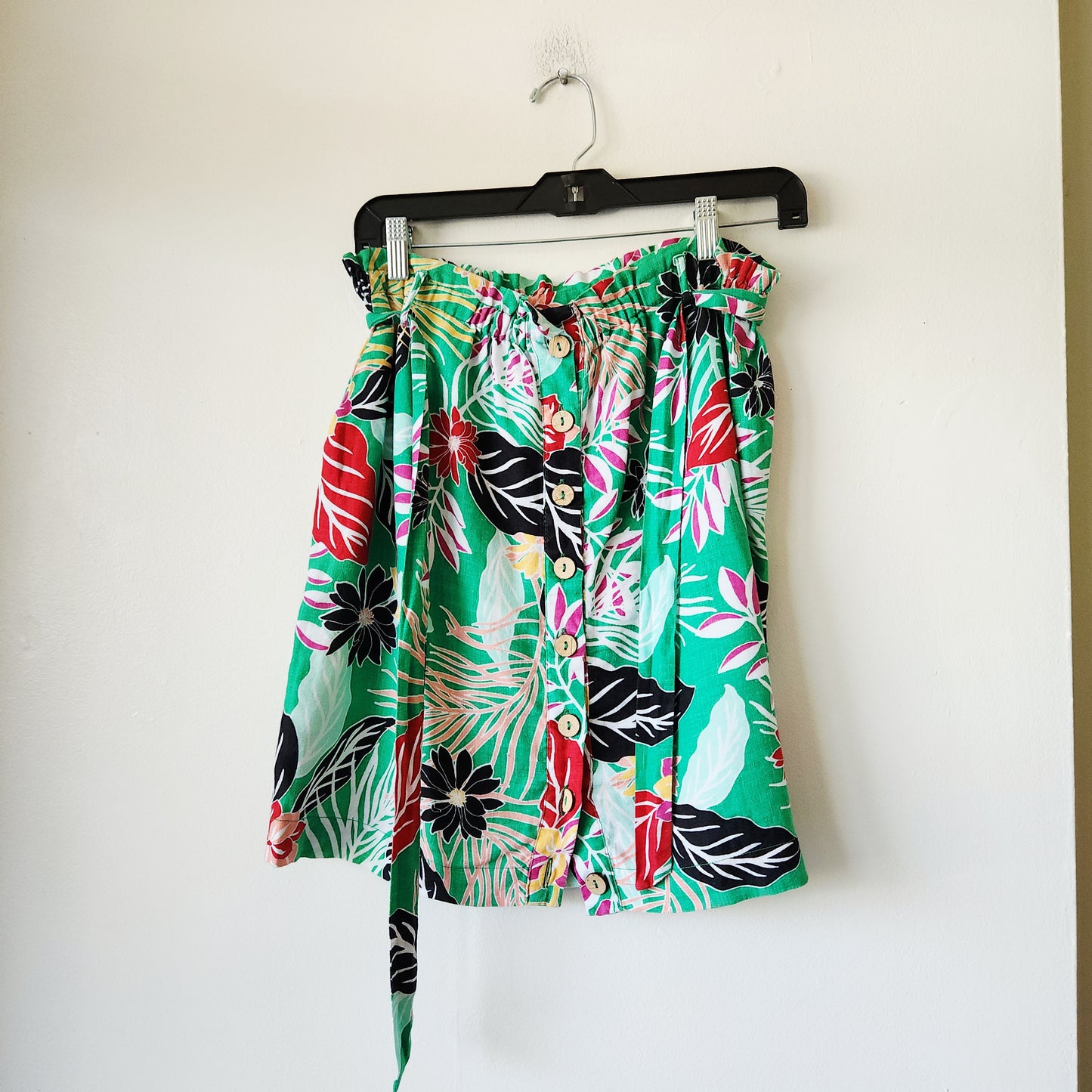 Cynthia Rowley 100% Linen Paperbag Waist Skirt with Buttons & Sash Belt - M