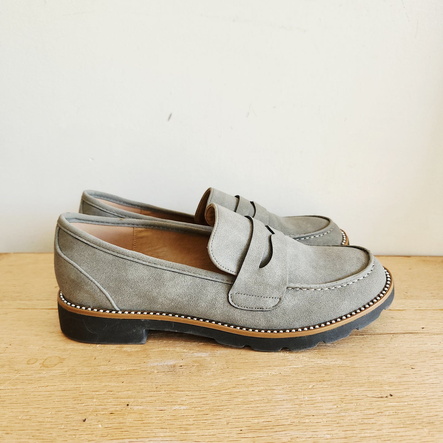 Taryn by Taryn Rose Loafers - size 9