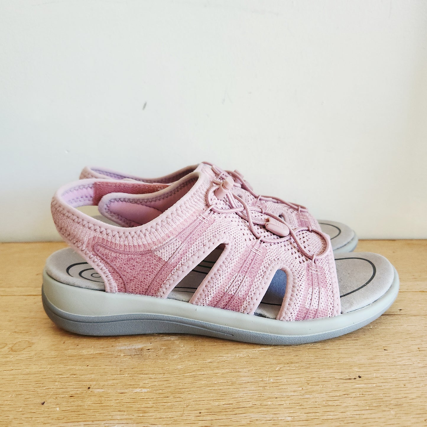 OrthoFeet Sandals - size 9.5
