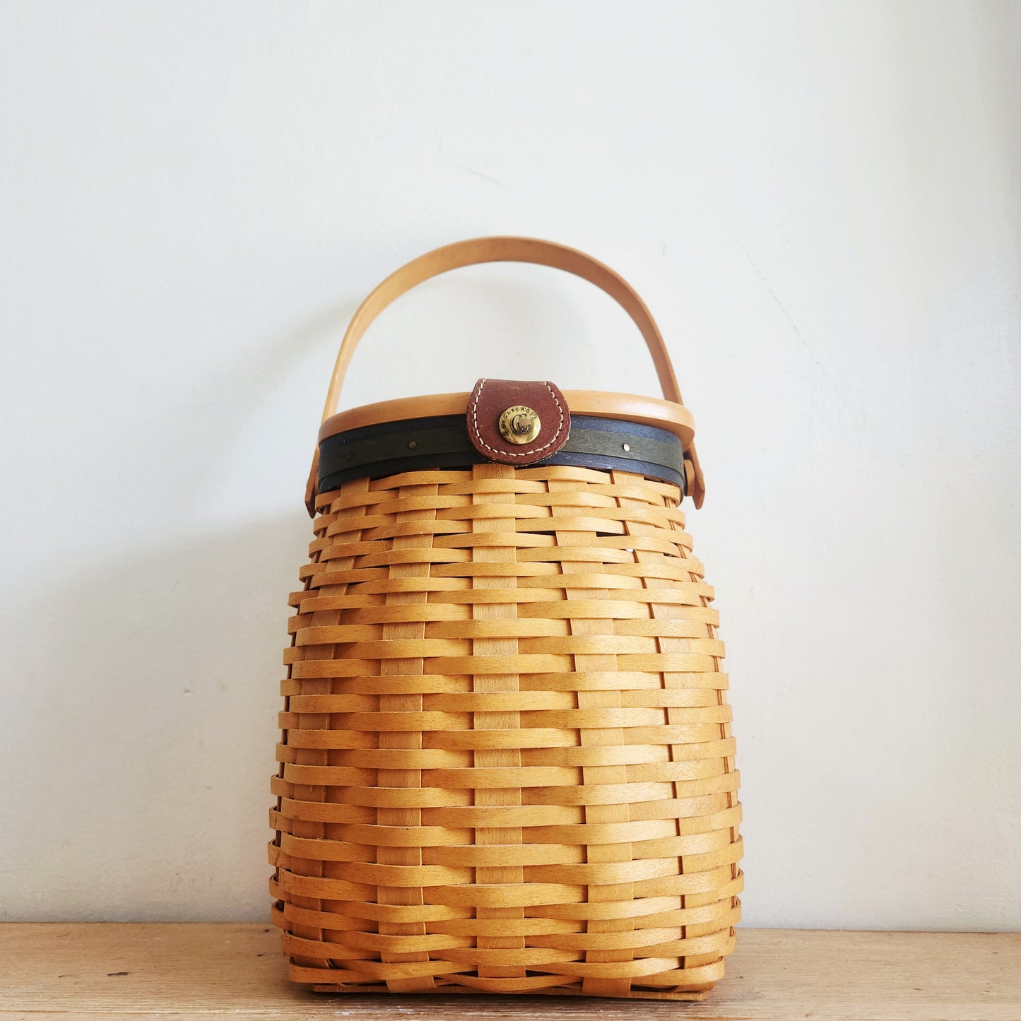 Longaberger Collectors Club Anniversary Basket 2002 9"
