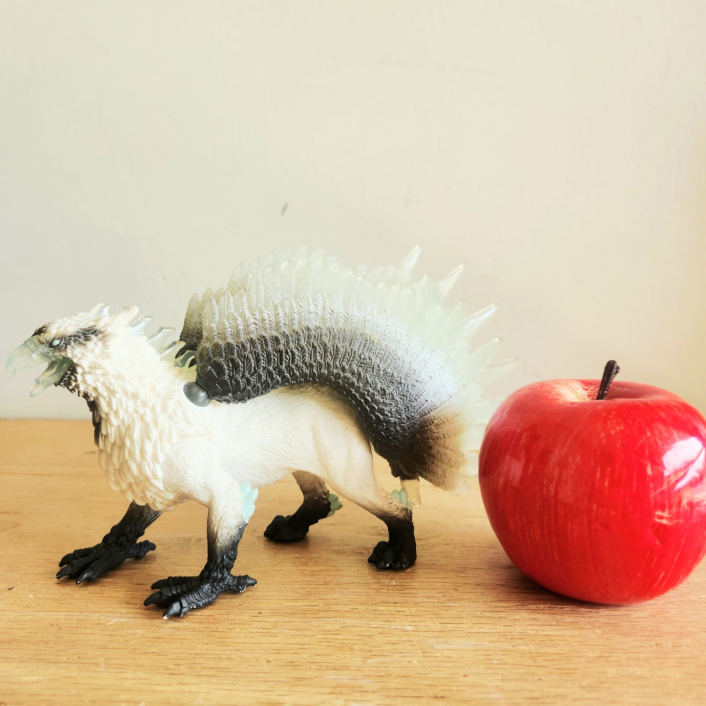 Schleich Eldrador Ice Griffin Figure