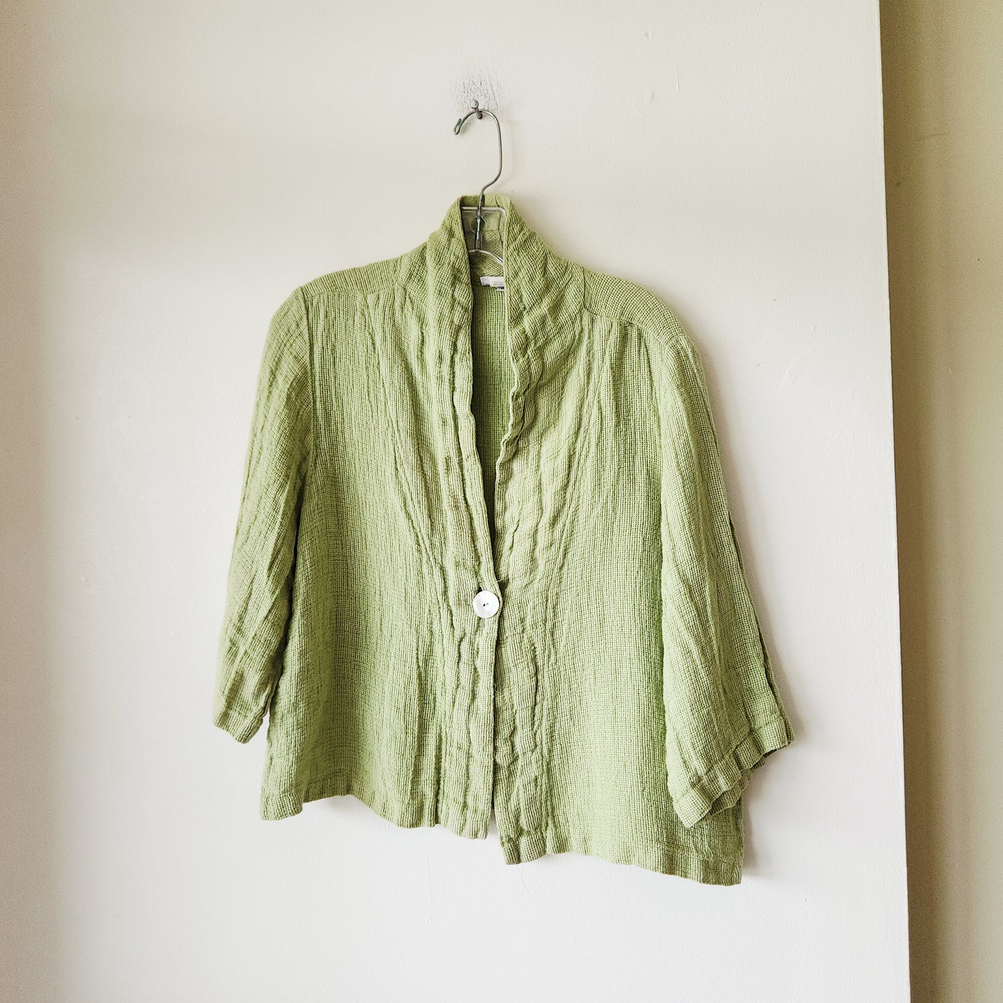 Habitat 100% Linen Crop Top with Button - M