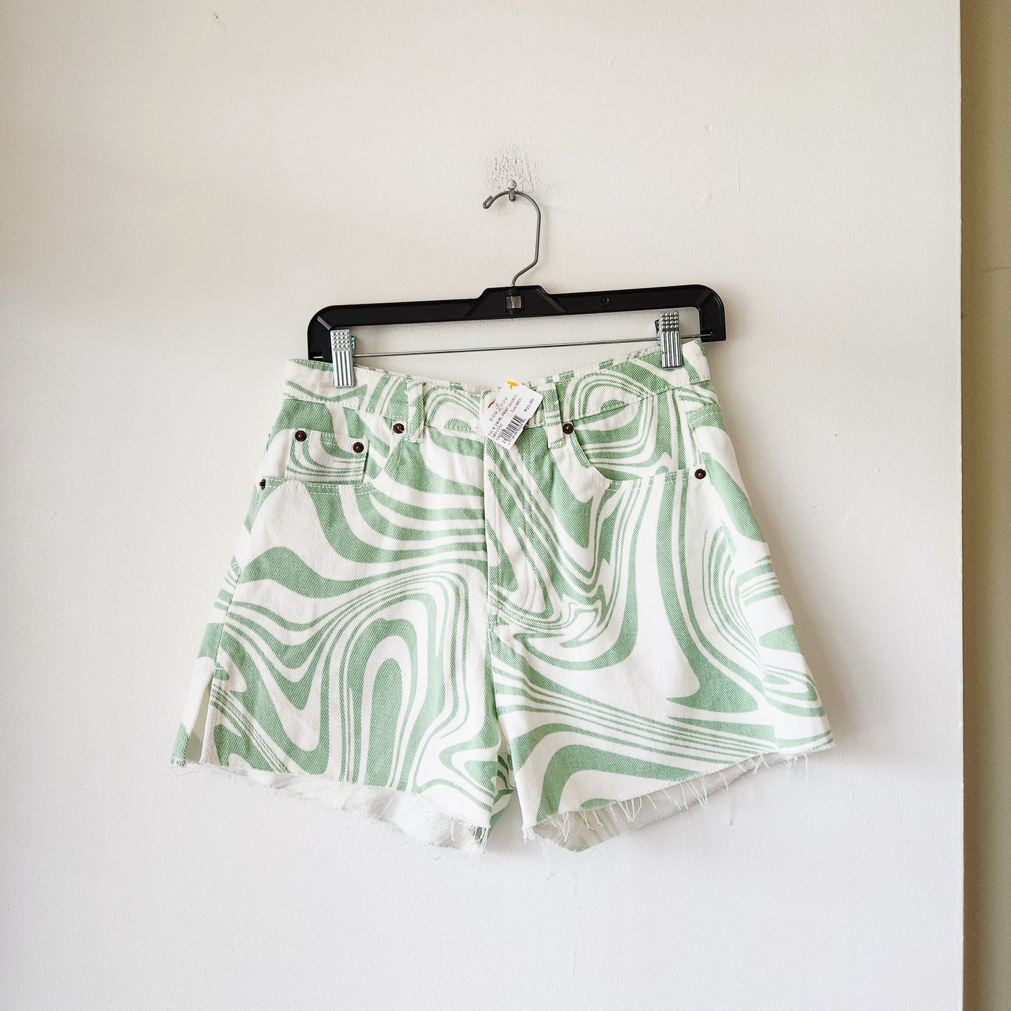 Signature 8 Swirl Print Cut Off Shorts - M - New