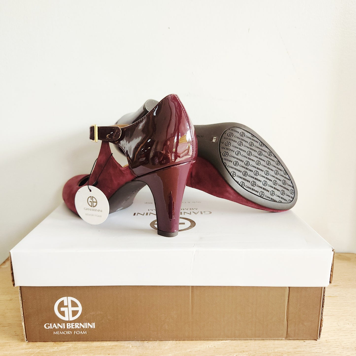 Gianni Bernini Memory Foam Burgundy Ankle Strap Heels - size 8.5M - New