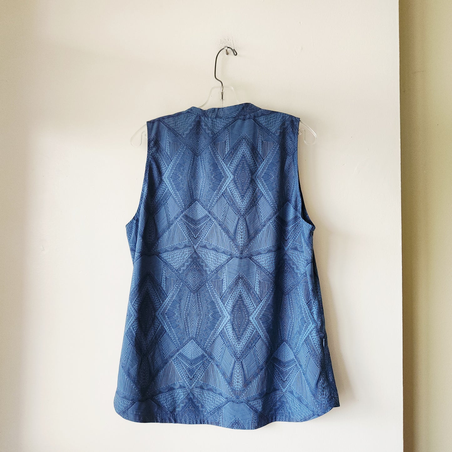 Royal Robbins Hiking Top with Zipper Pocket - XL