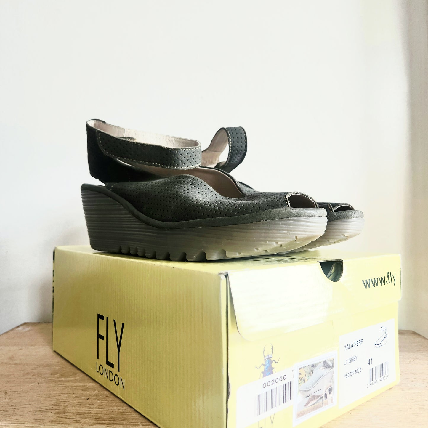 Fly London Yala Olive Leather Ankle Strap Wedge Shoe Size 41 NEW