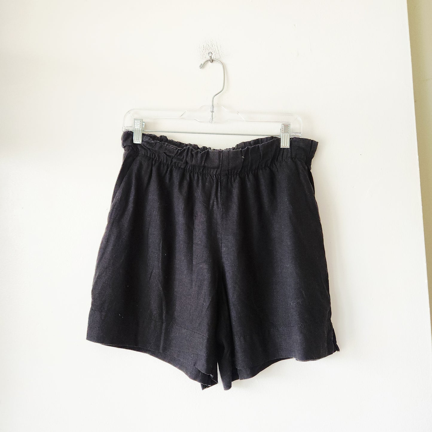 GAP Black Linen Blend Pull On Shorts - M