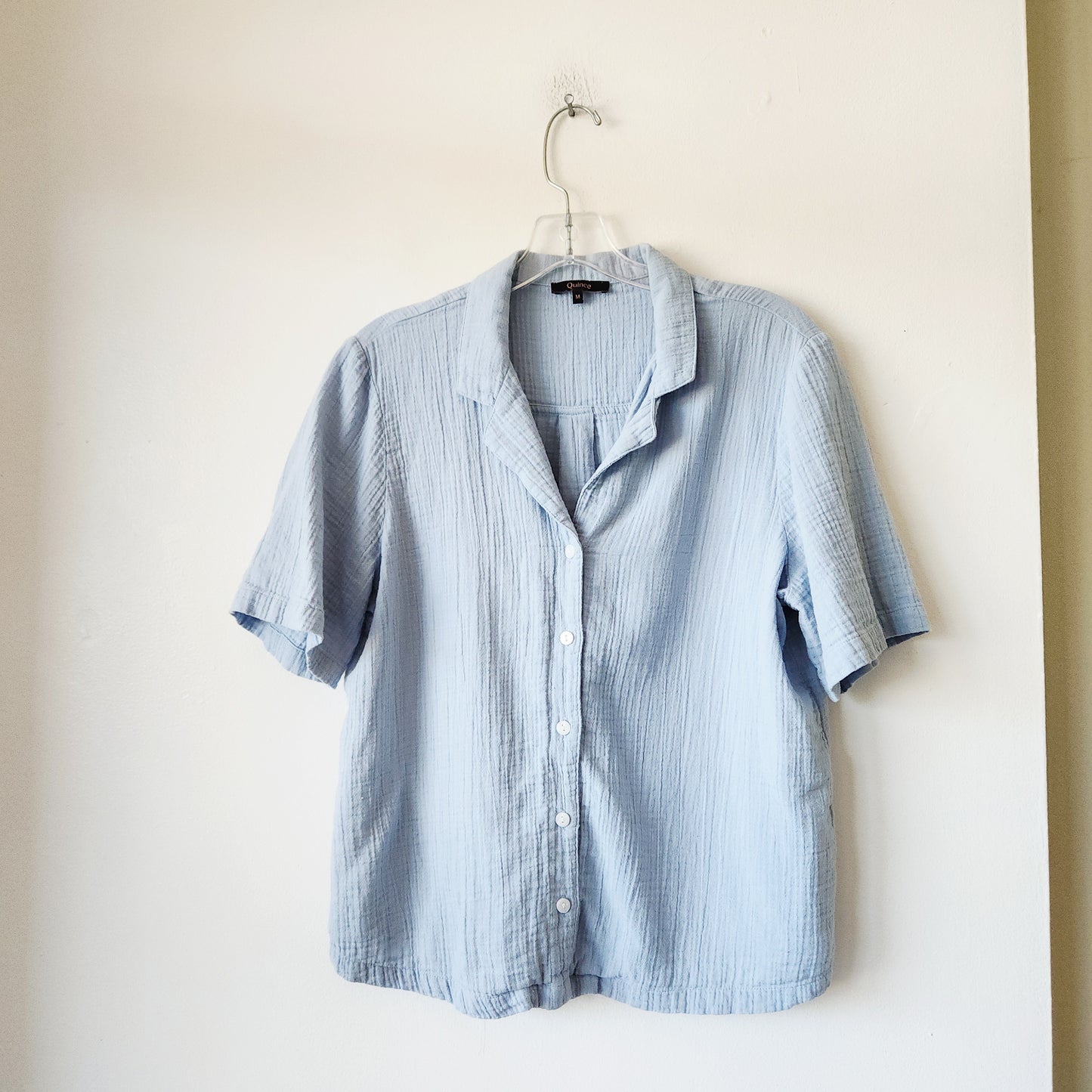 Quince 100% Organic Cotton Gauzy Button Up Shirt - M