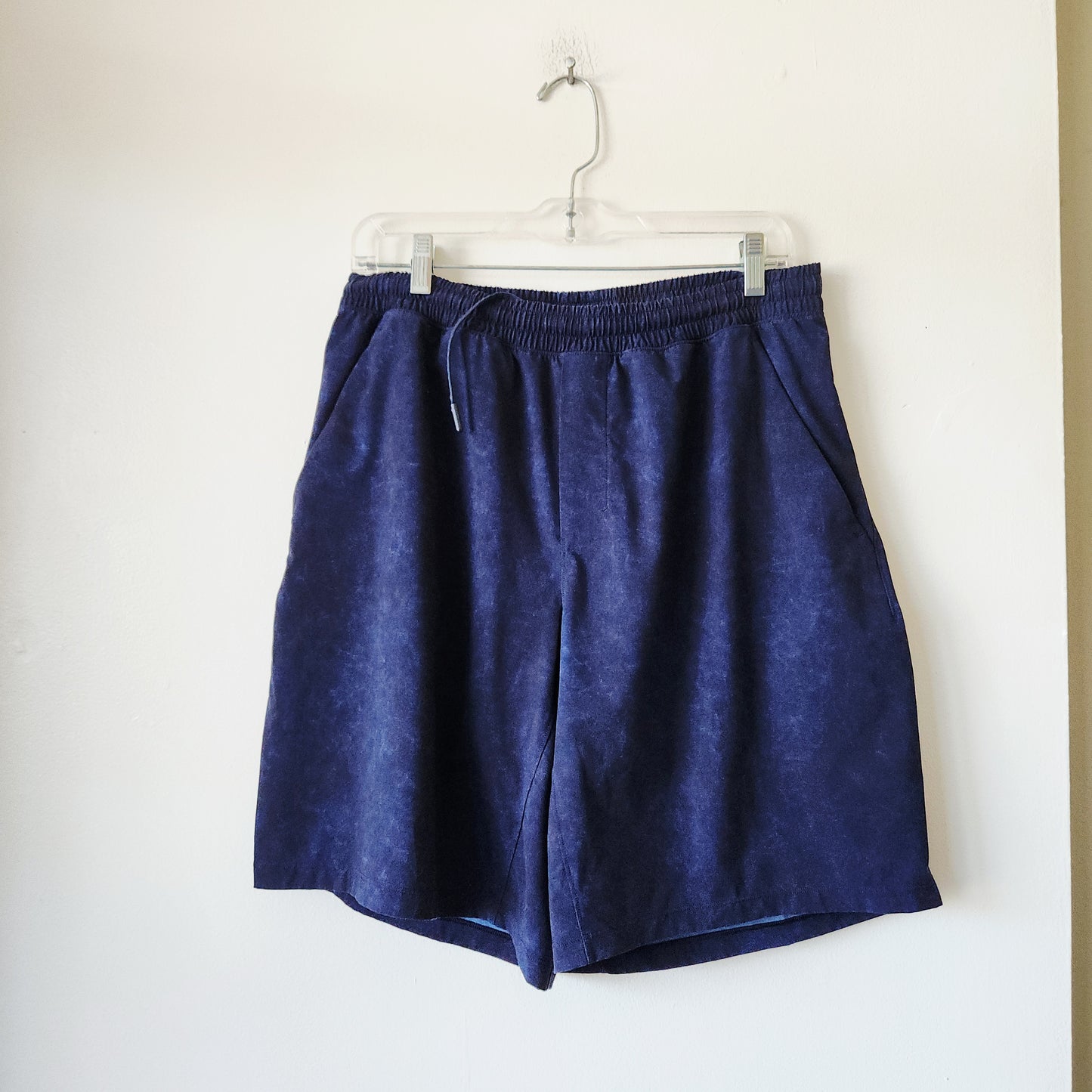 Lululemon Drawstring Shorts - L