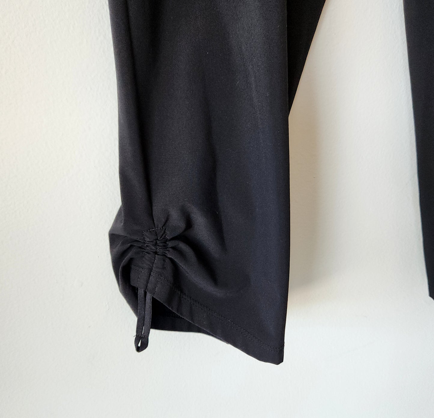 T by Talbots Black Pull On Pants with Ruched Detail - M