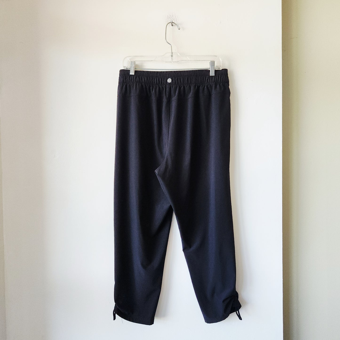 T by Talbots Black Pull On Pants with Ruched Detail - M