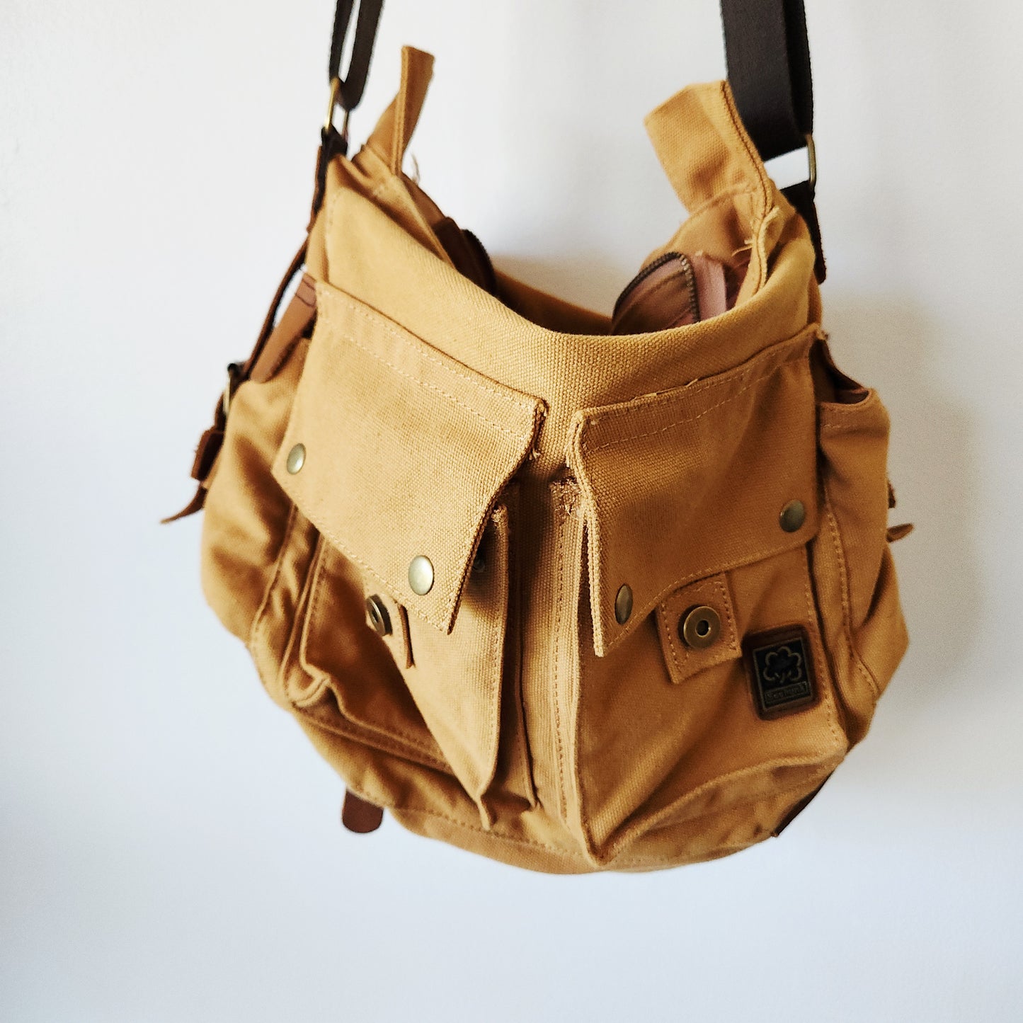 Sechunk Canvas Messenger Bag