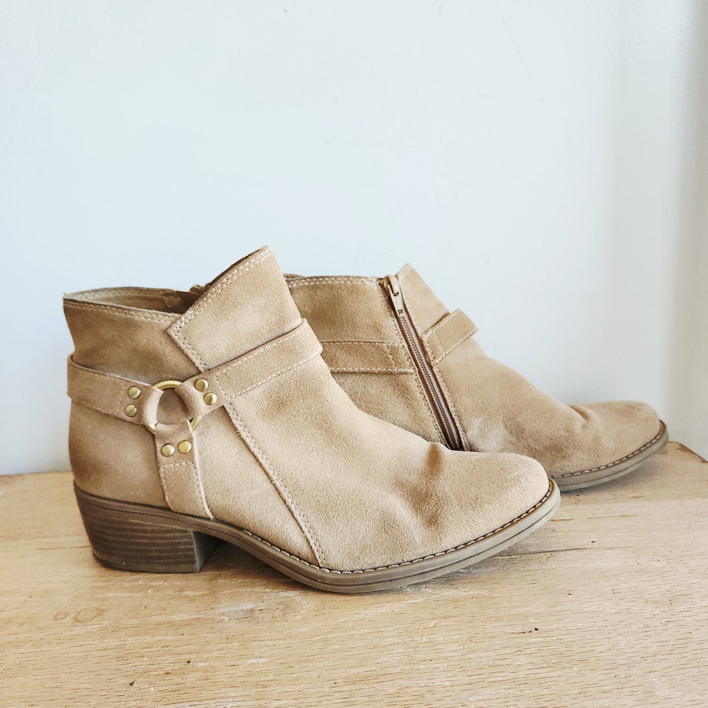 House of Harlow Suede Harness Ankle Boots - size 10M