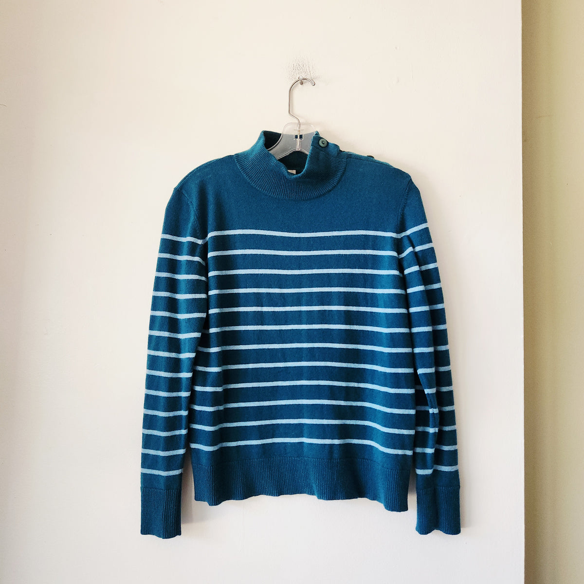 Kinross Cashmere Striped Sweater with Button Detail - S