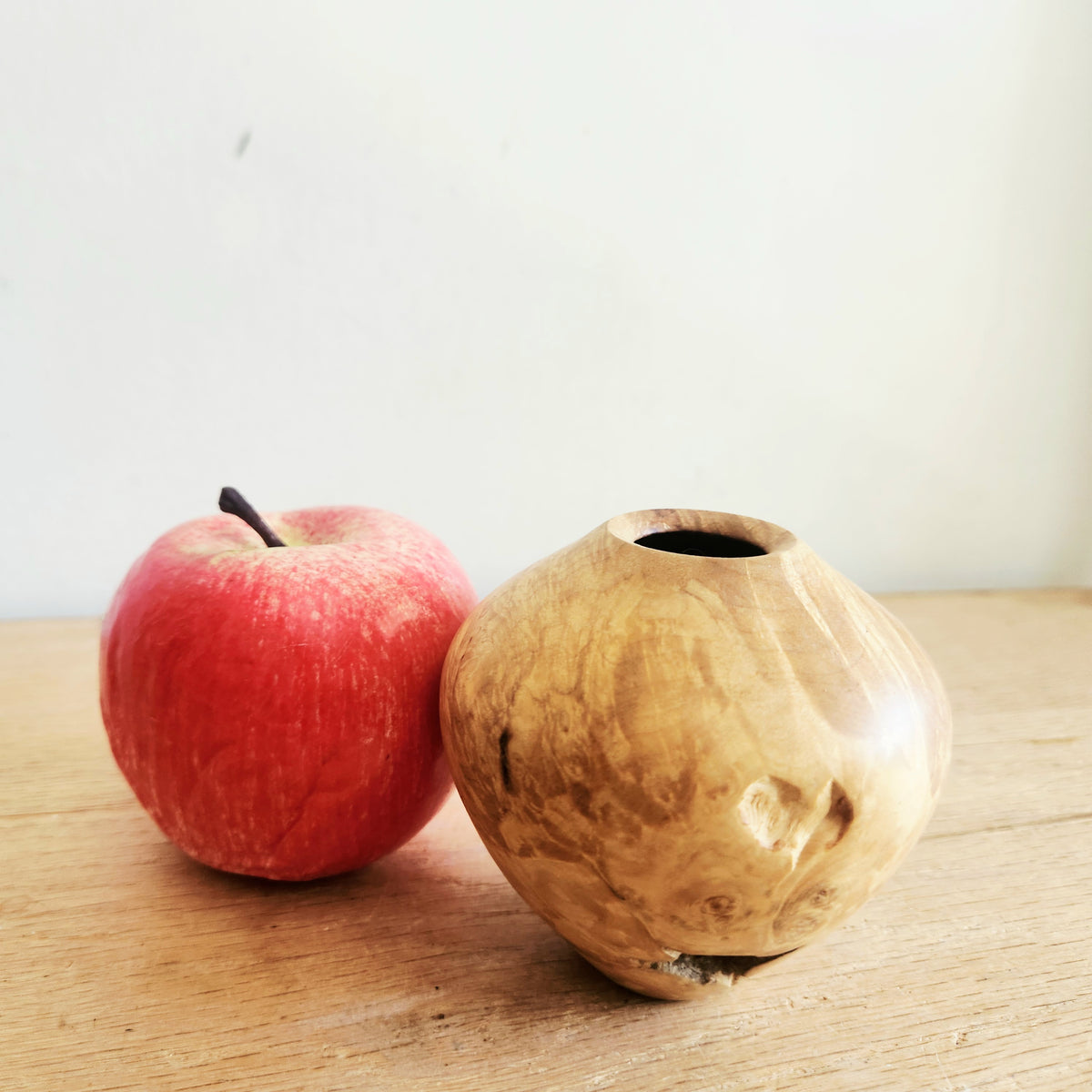 Eric Reeves Hand Turned Burl Wood Vessel 4"
