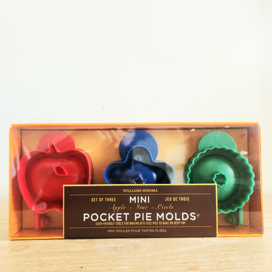 Williams Sonoma Mini Pocket Pie Molds NEW