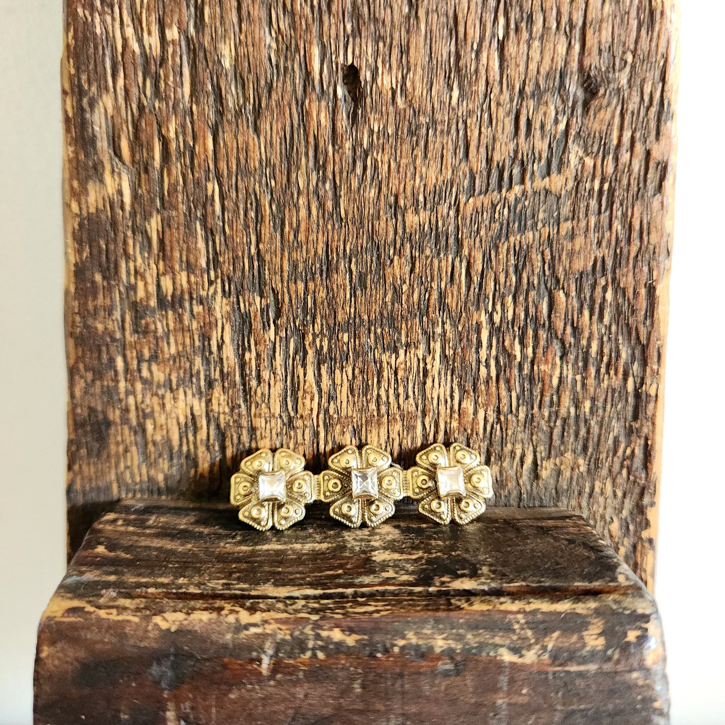 Goldtone Bar Pin