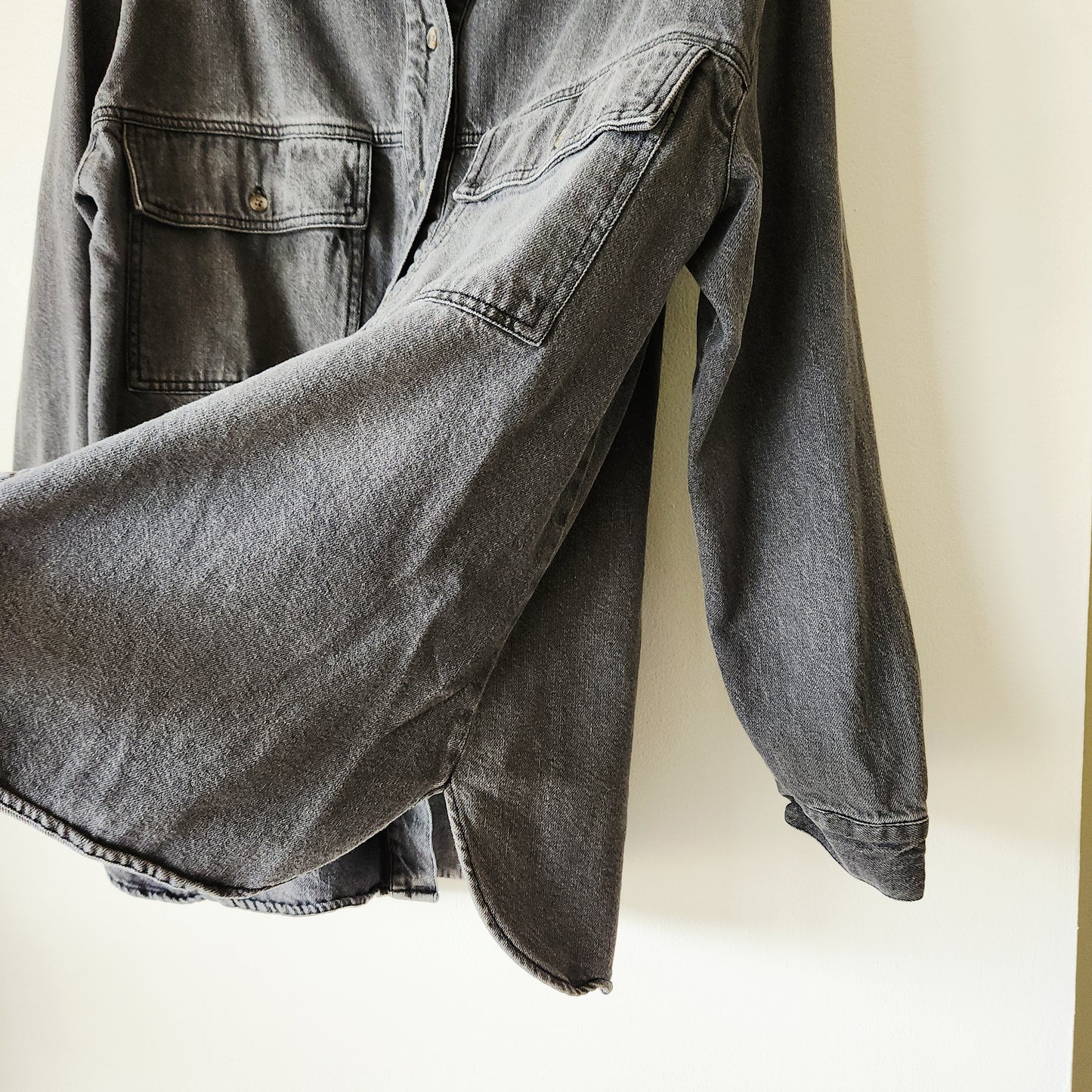 Universal Thread 100% Cotton Washed Black Denim Shirt - L
