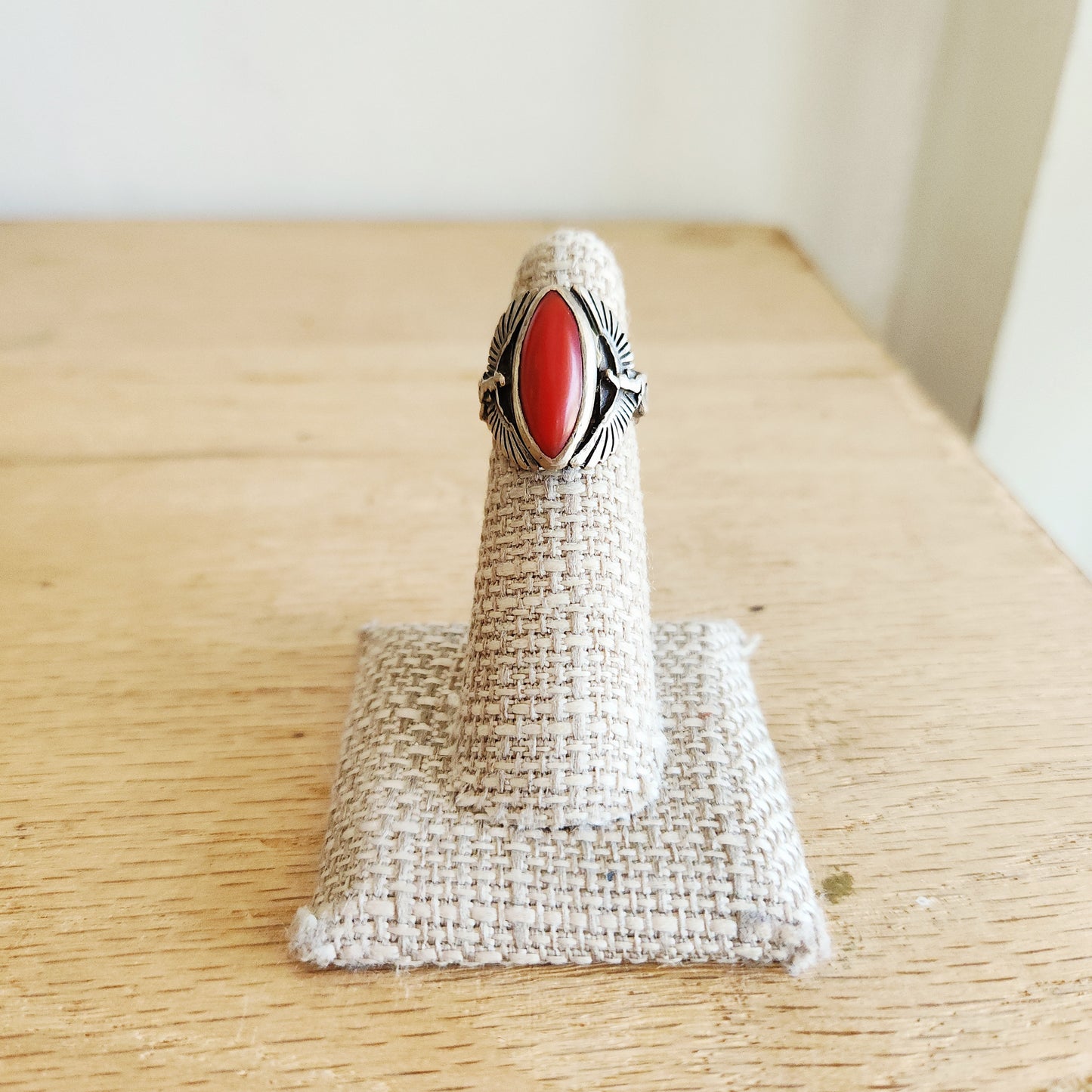 Sterling Silver Ring with Figural Detail - size 4.5