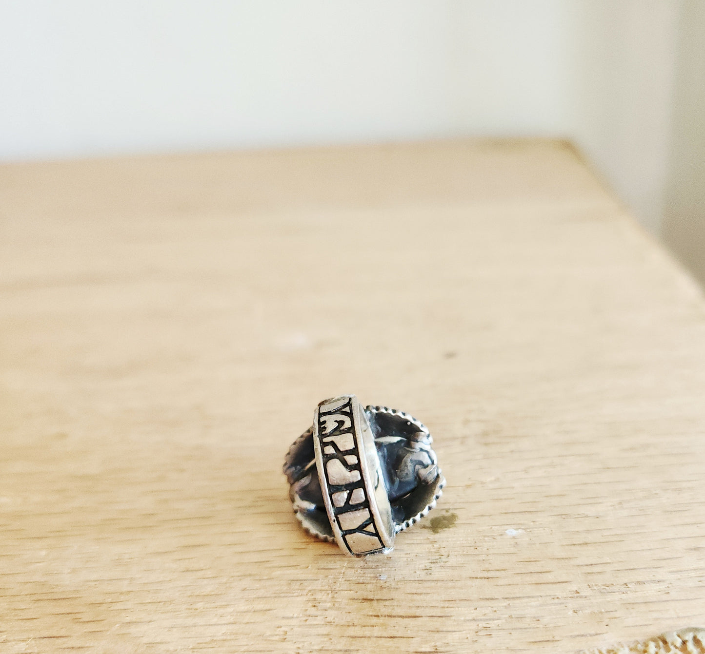 Sterling Silver Ring with Figural Detail - size 4.5