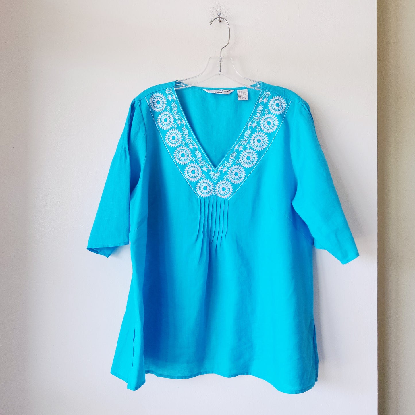 Saint Tropez West 100% Linen Top with Embroidery - 1X
