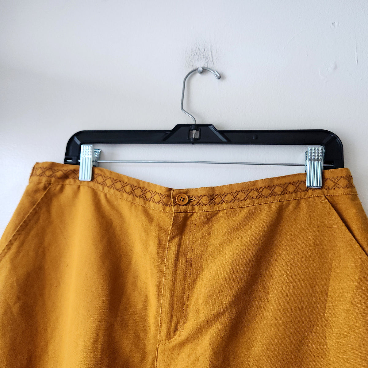 Gudrun Sjödén Linen & Cotton Goldenrod Pants with Embroidery Detail - L