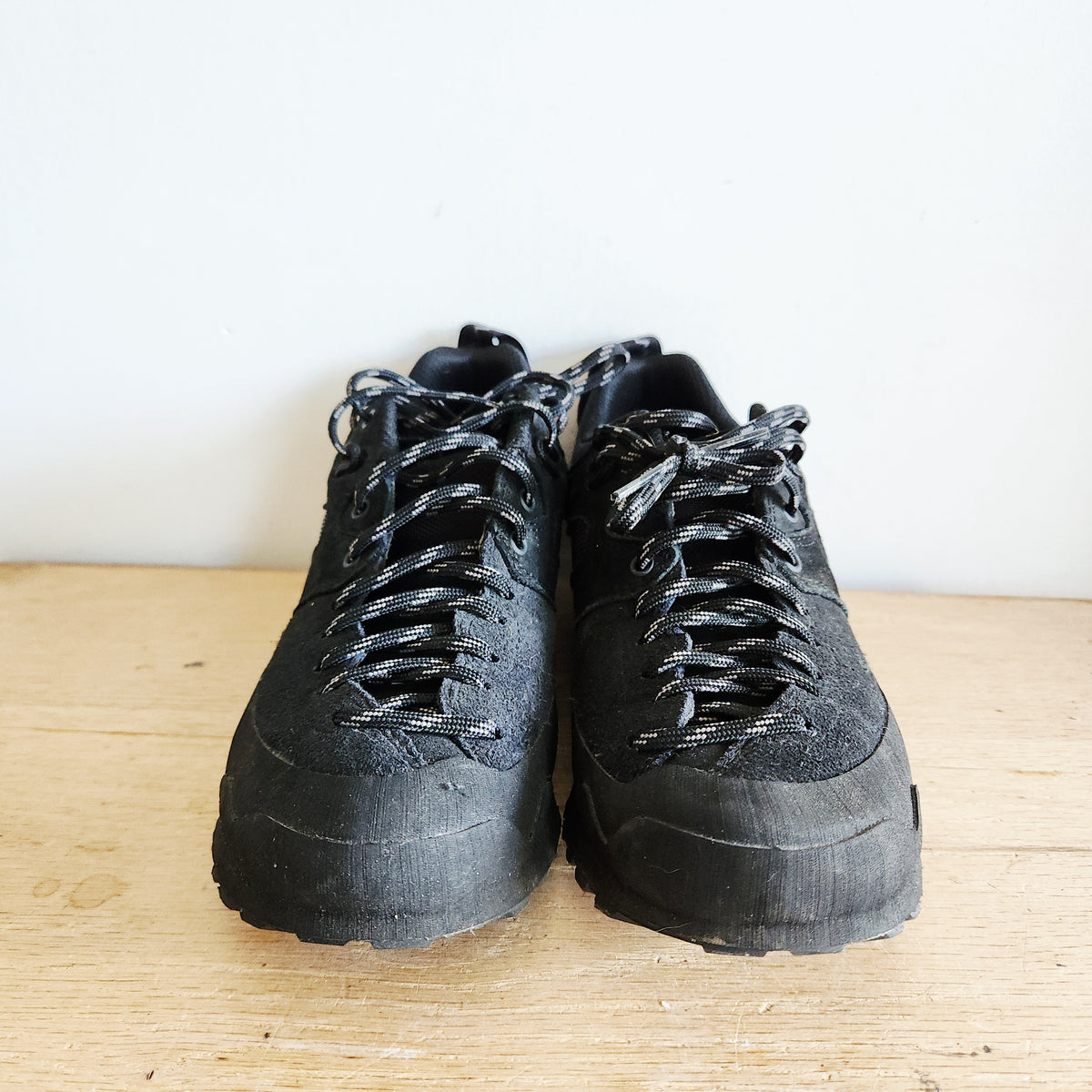 Merrell Trail 1 Black Hiking Sneakers - size 7
