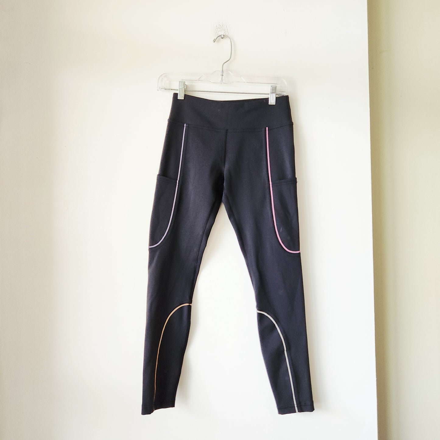 Outdoor Voices Black Leggings with Multicolor Piping - S