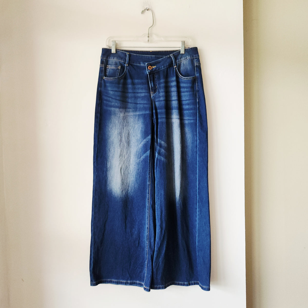 Halara Soft Wide Leg Jeans with Crossover Waistband - S