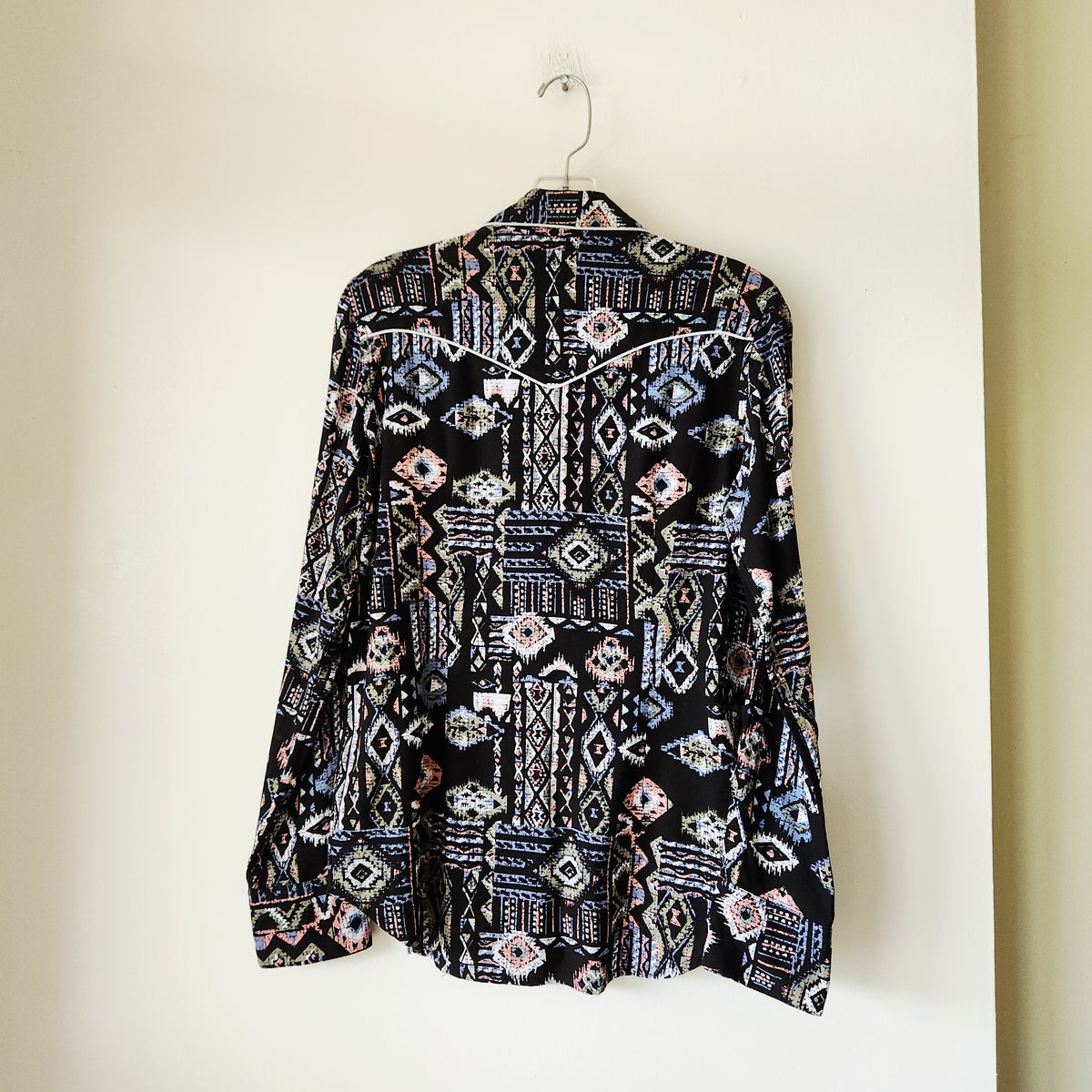 Panhandle Western Style Snap Front Shirt - M